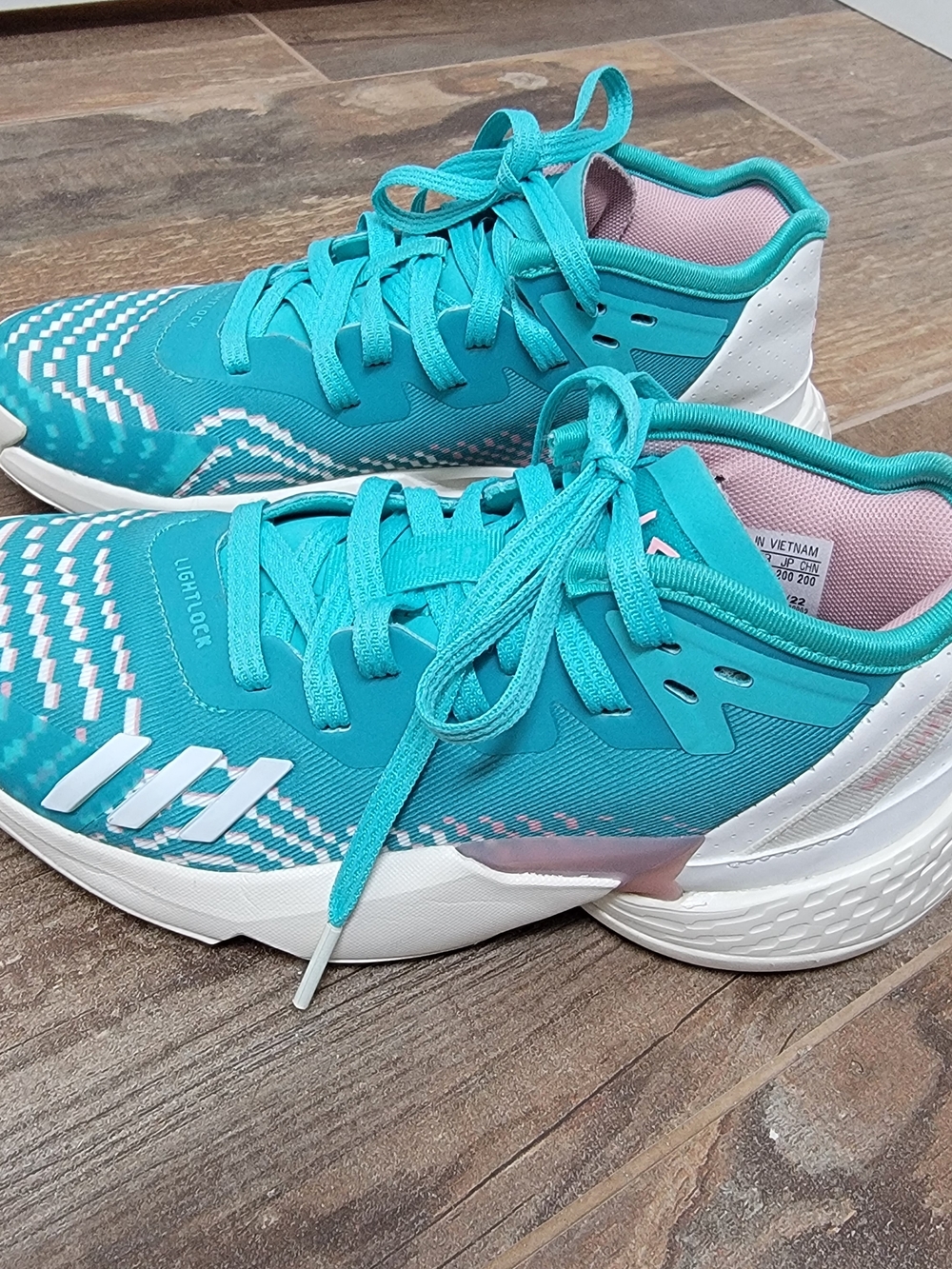 Adidas D.O.N. Issue 4 Kids Basketball Sneakers Teal Blue Pink HQ3448 Shoes 1.5 Y